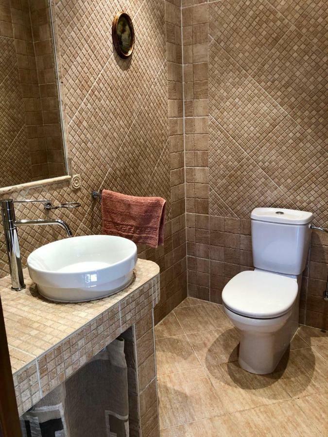 Guests House With Amazing Pool And Sauna Babite Bagian luar foto